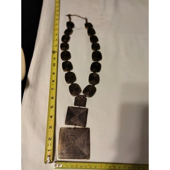 Iris Apfel & Bajalia Gold Toned Geometric Chunky Statement Necklace - Picture 10 of 12